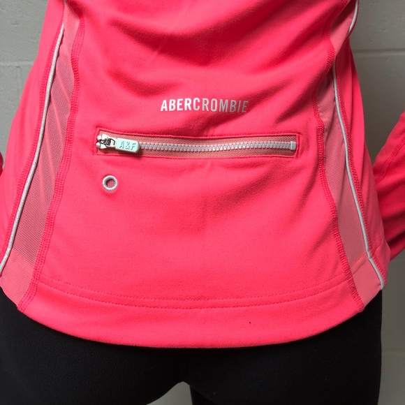A&F Active Pullover. M. Hot Pink. - Picture 5 of 8